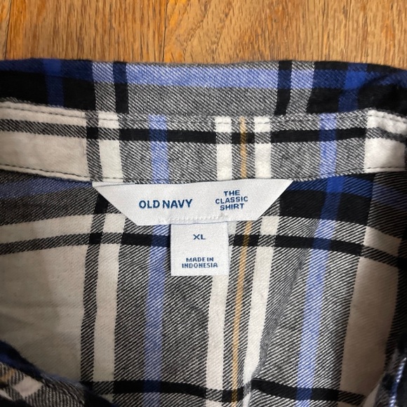 3 Old Navy Flannel Shirts Classic/Boyfriend - Picture 3 of 7